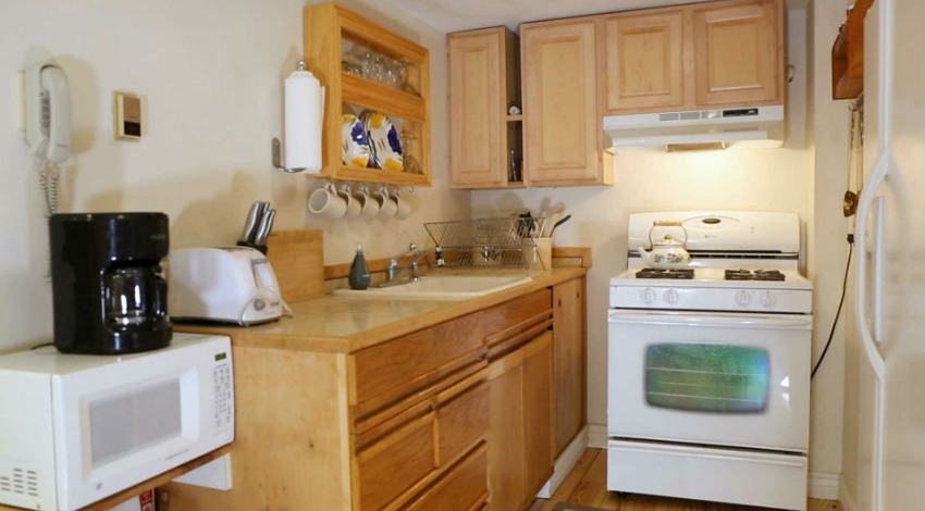 Casa Camilla Aspen Patio Apartment kitchen