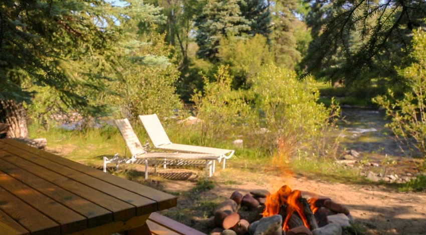 Casa Camilla Aspen French Apartment exterior beach firepit