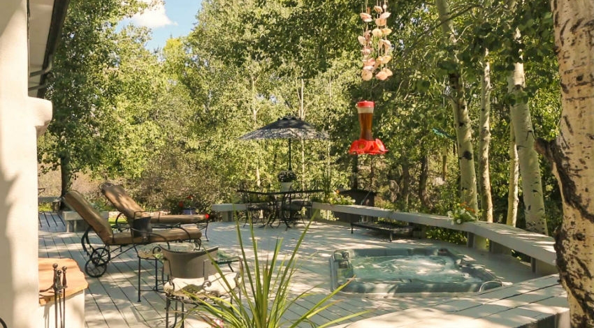 Casa Camilla Aspen Main House exterior deck spa